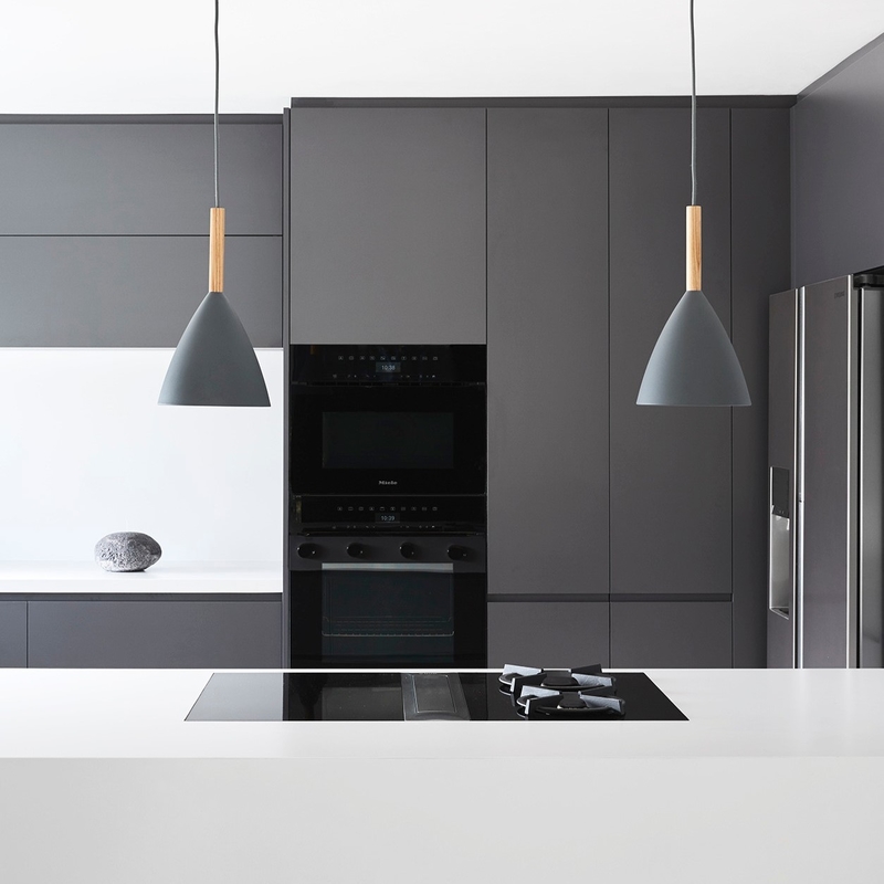 Custom Luxury Melamine Kitchen Cabinet Set HMR Core Black Modern Kitchen Cabinet