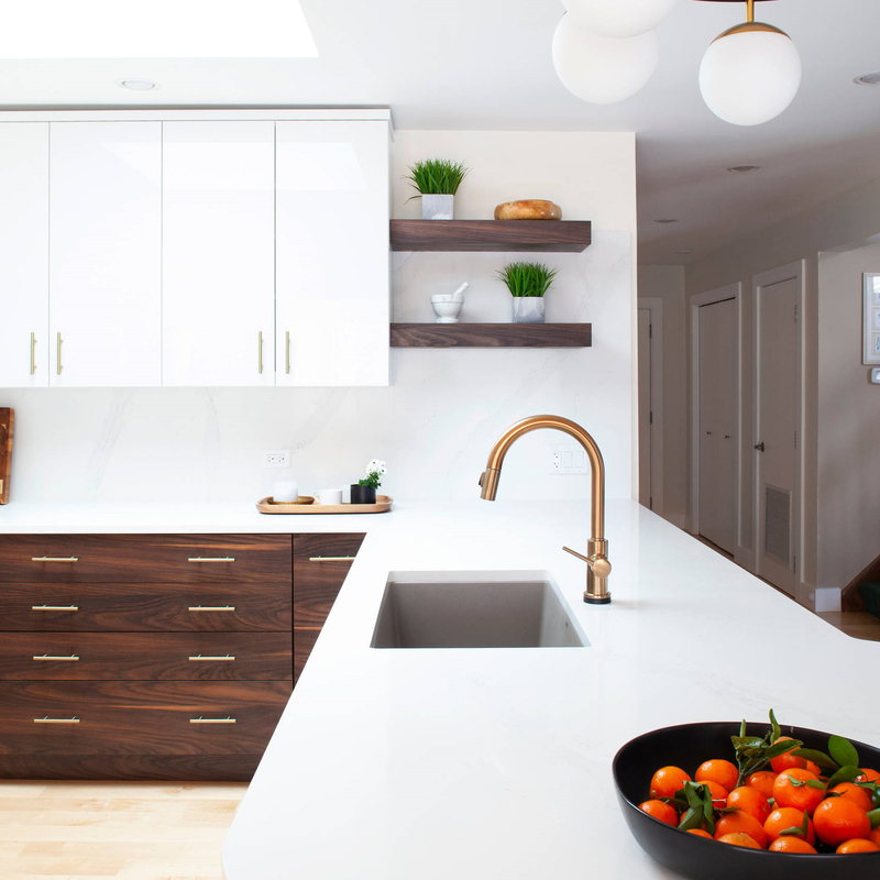 Shaker Style Particle Board Kitchen Cabinets High Gloss White Flat Panel Matte Brown Timber Veneer