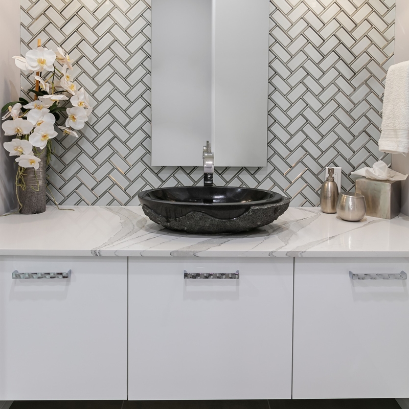 Lacquer Painting Ceramic Basin Bathroom Vanity With Mirror Wall Mounted White Plain High Gloss