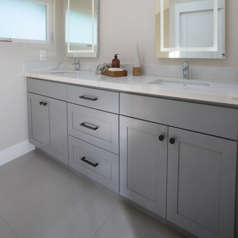 Wooden Floor Mounted Lacquer Bathroom Vanity Units Light Grey Shaker 72 Inch Double Mirror