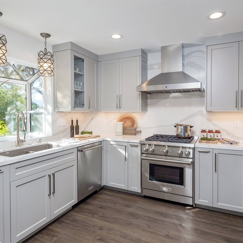 Custom Mini Kitchen Cabinet Matte Light Gray Shaker Style Lacquer Kitchenette For Hotel