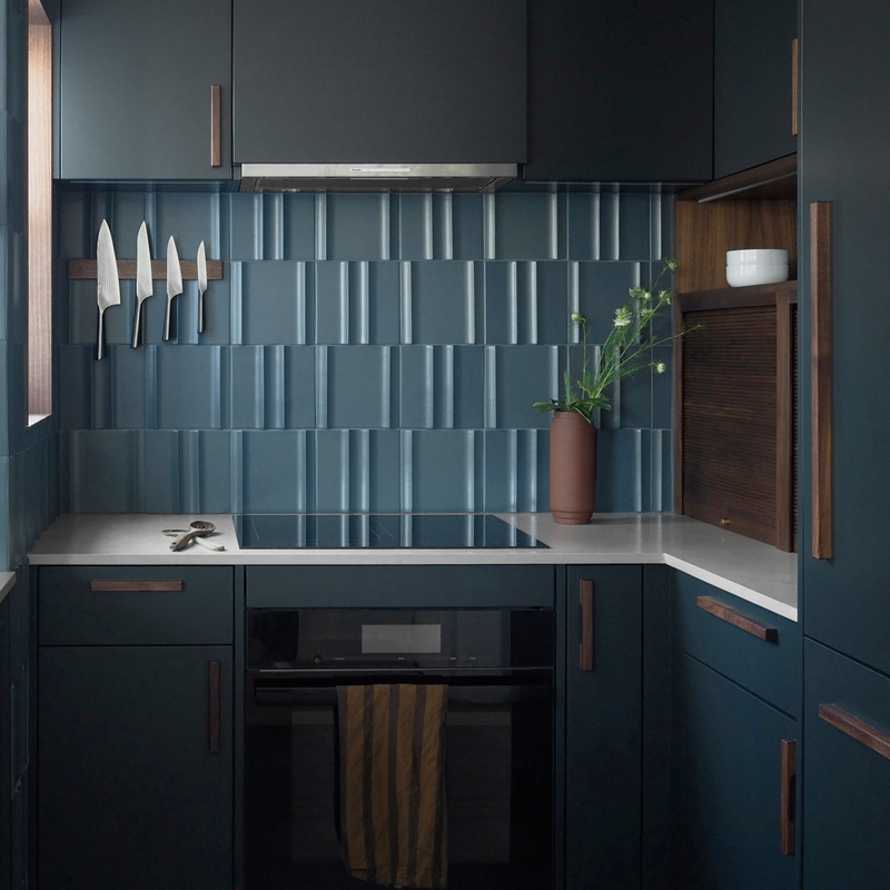 Hotel Modern Design Save Space U Shape Small Kitchen Wooden Handle Dark Blue Matte Lacquer Finish Cabinets