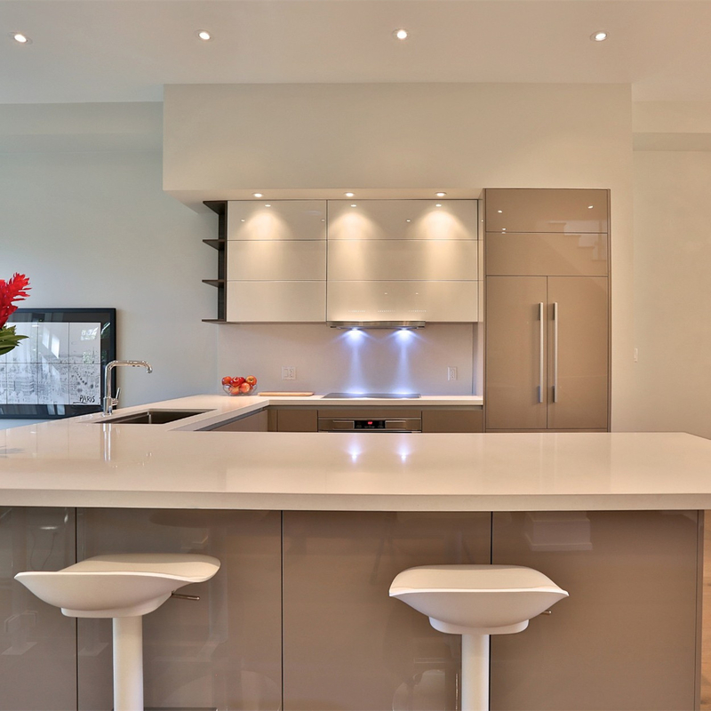 U Shape High Gloss White And Grey Lacquer Kitchen Furniture Wall Hanging Kitchen Cabinet With Handless Design