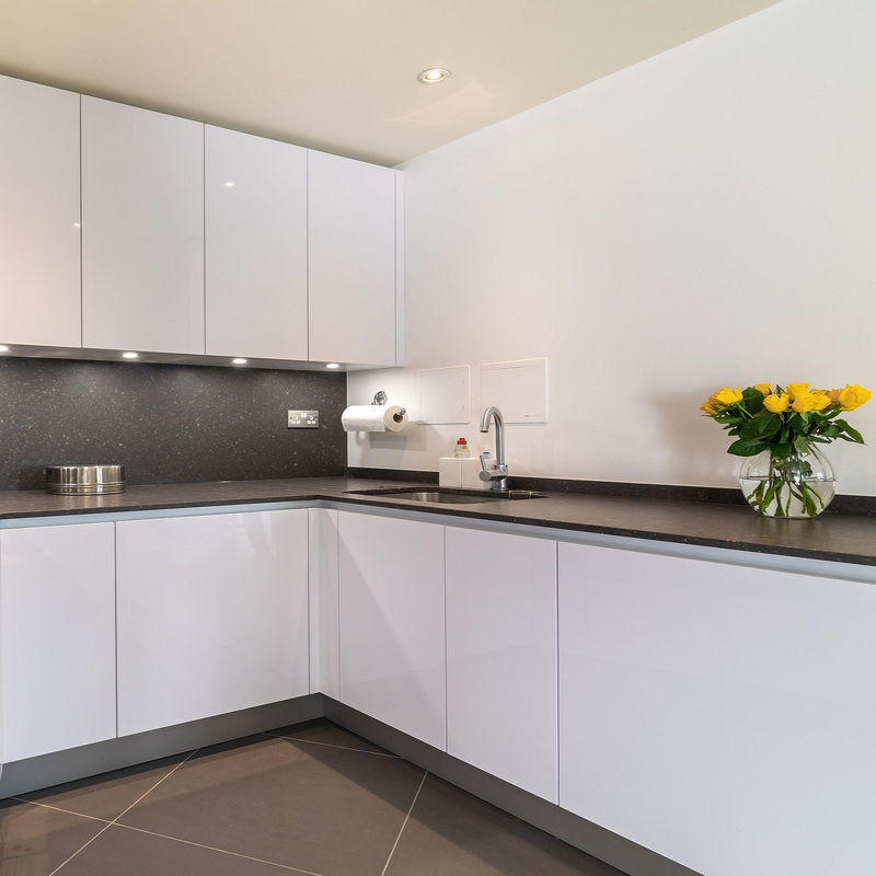 Simple And Modern White Gloss Kitchen Cabinets Wooden Handless Design Lacquer Kitchen Cabinet Set