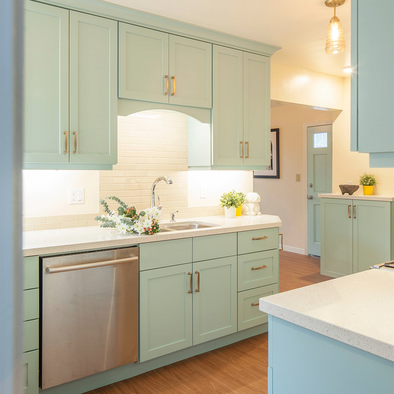 Factory Direct Full Set Furniture Matt Lacquer Mint Green Kitchen Cabinets With Golden Handles And Sink